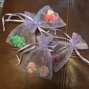 Lot of 4 pairs of holiday earrings